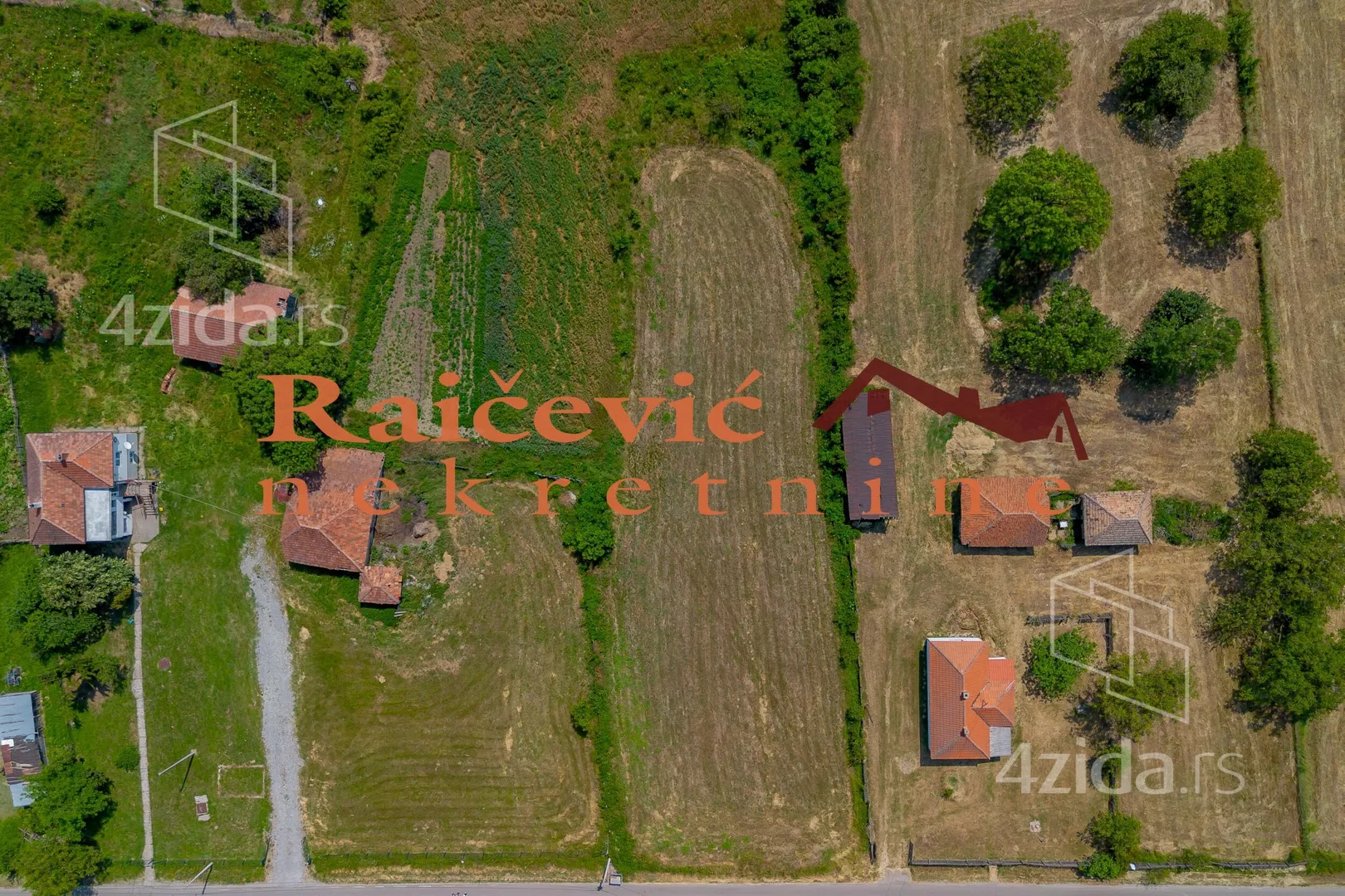 Plac | 4zida