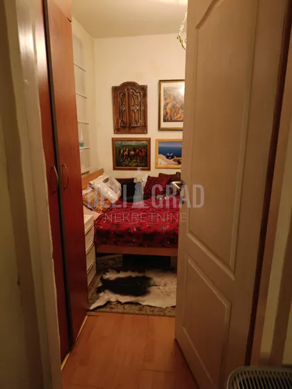 Studentska | 4zida.rs