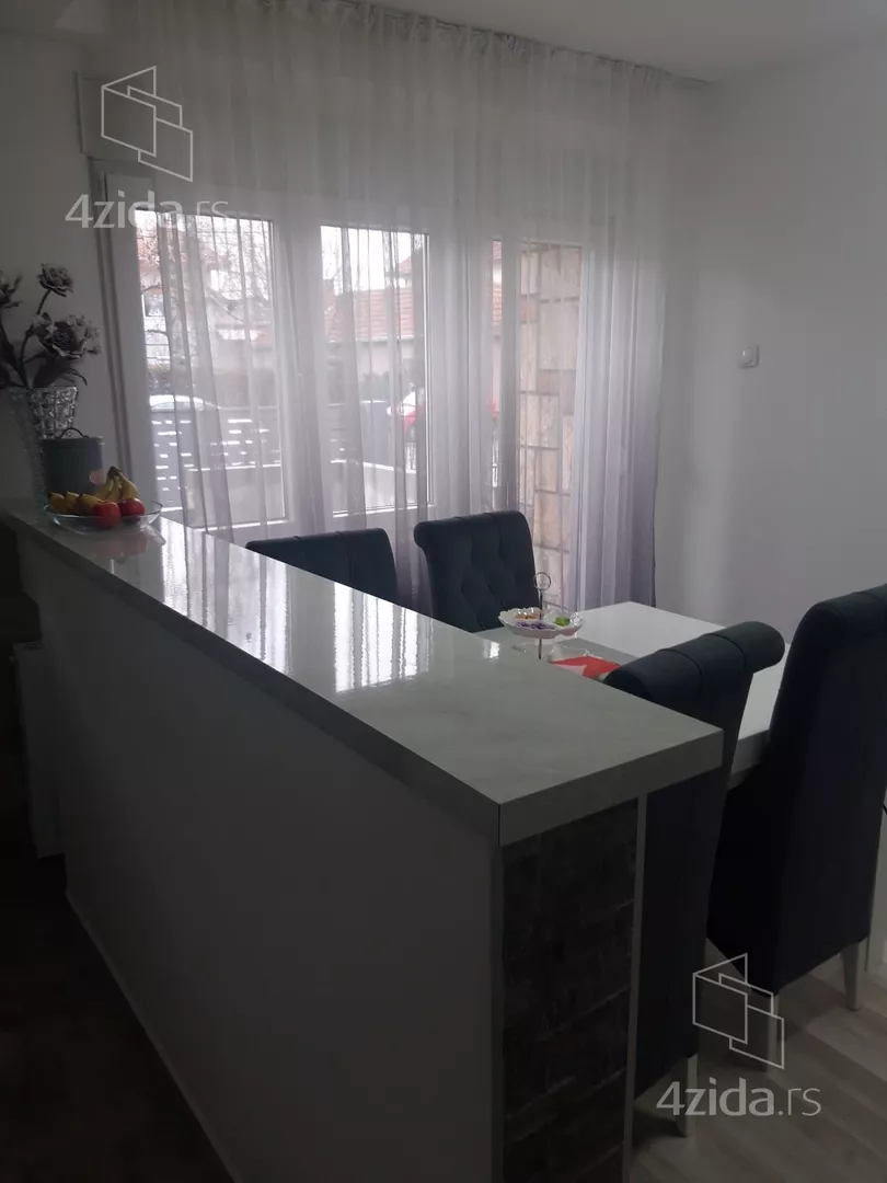 3-etažna kuća | 4zida