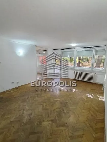 Medaković 2 | 4zida.rs