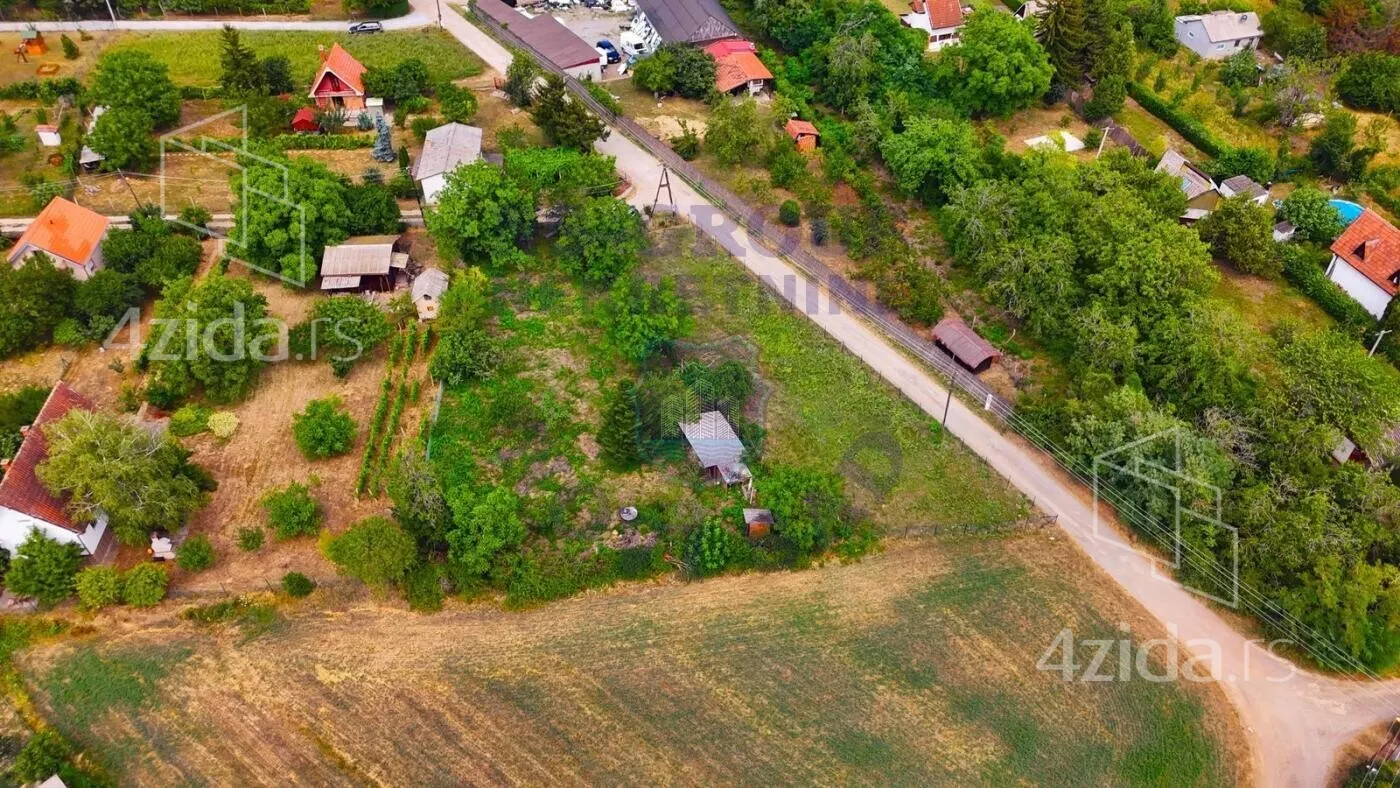 Građevinsko zemljište | 4zida