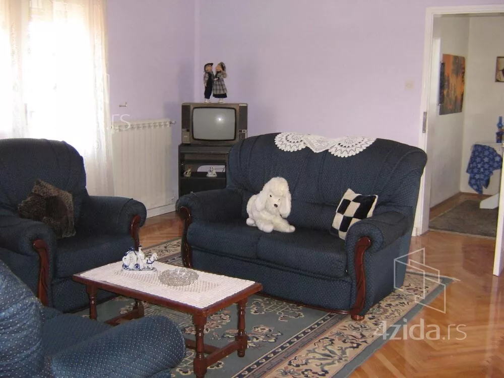 Kuća | 4zida