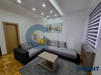 Miljana Miljanića | 4zida.rs