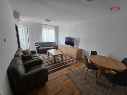 Bulevar Patrijarha Pavla (Somborski Bulevar) | 4zida.rs