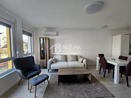 Žitni Trg | 4zida.rs