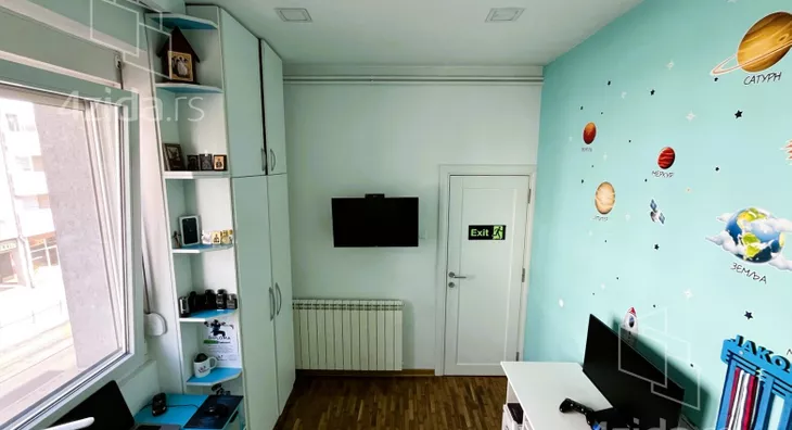 Četvoroiposoban stan | 4zida