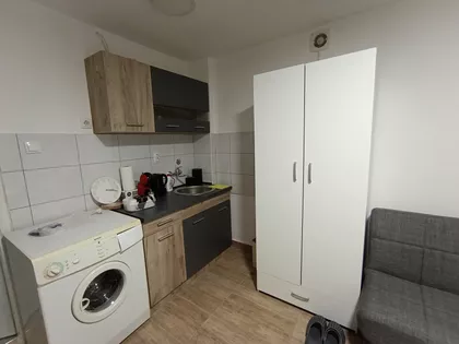 Momčila Tapavice | 4zida.rs