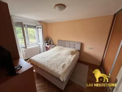 MOLIJEROVA | 4zida.rs