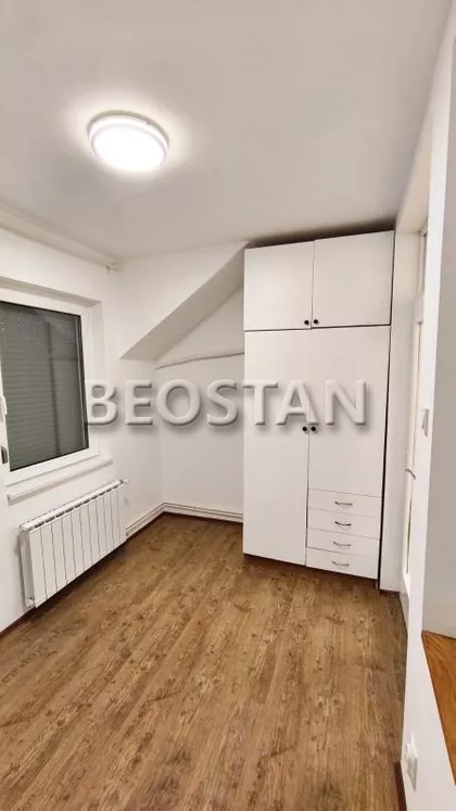 Marka Celebonovica | 4zida.rs