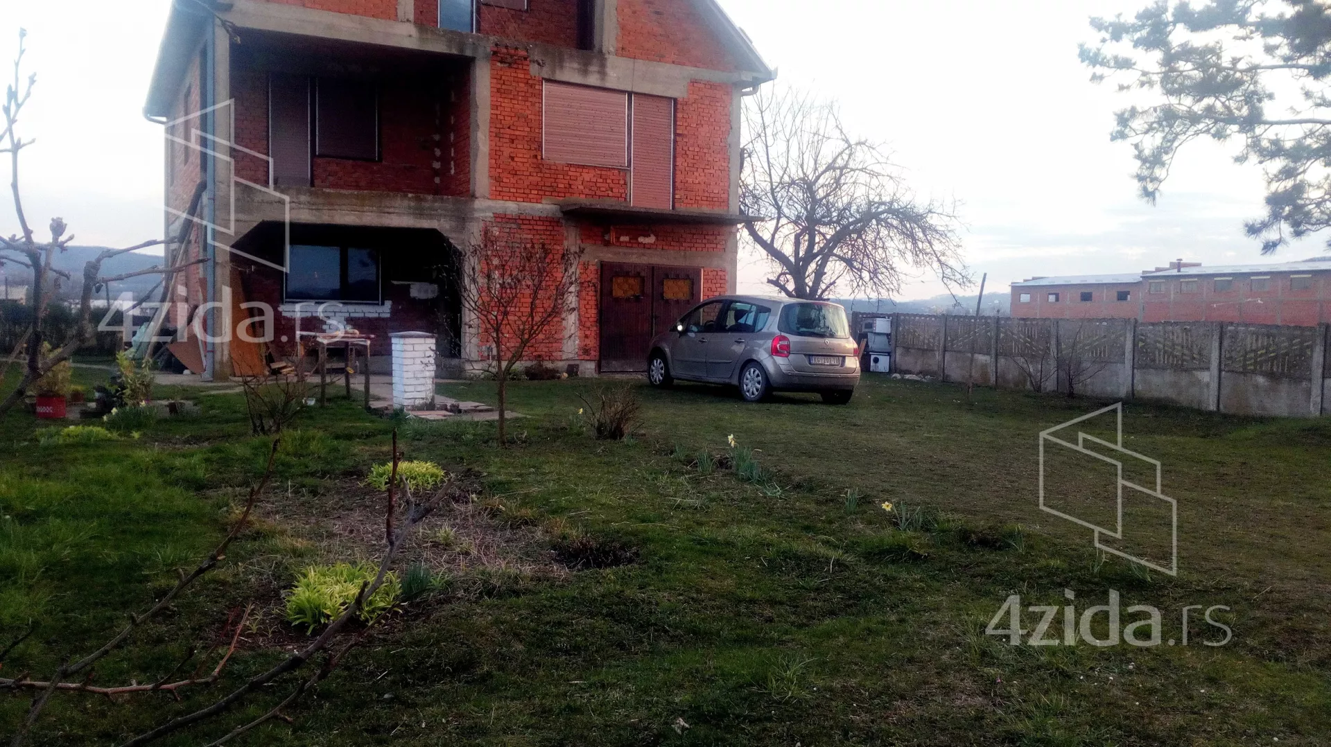 3-etažna kuća | 4zida