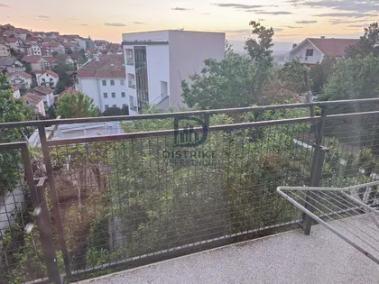 Njegoševa | 4zida.rs