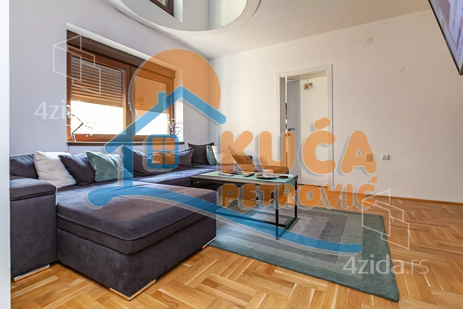 Jednoiposoban stan | 4zida