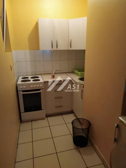 Bulevar Cara Lazara | 4zida.rs
