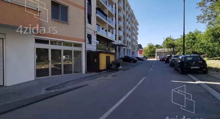 Poslovni prostor | 4zida