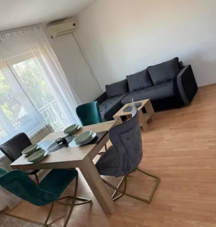 Dušana Radovića | 4zida.rs