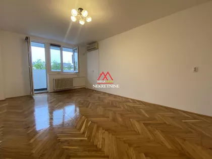 Gagarinova | 4zida.rs