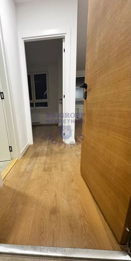 Heroja Pinkija | 4zida.rs