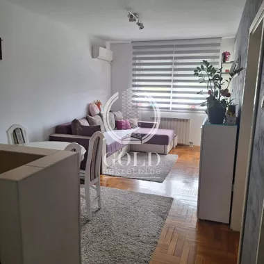 Bulevar Cara Lazara