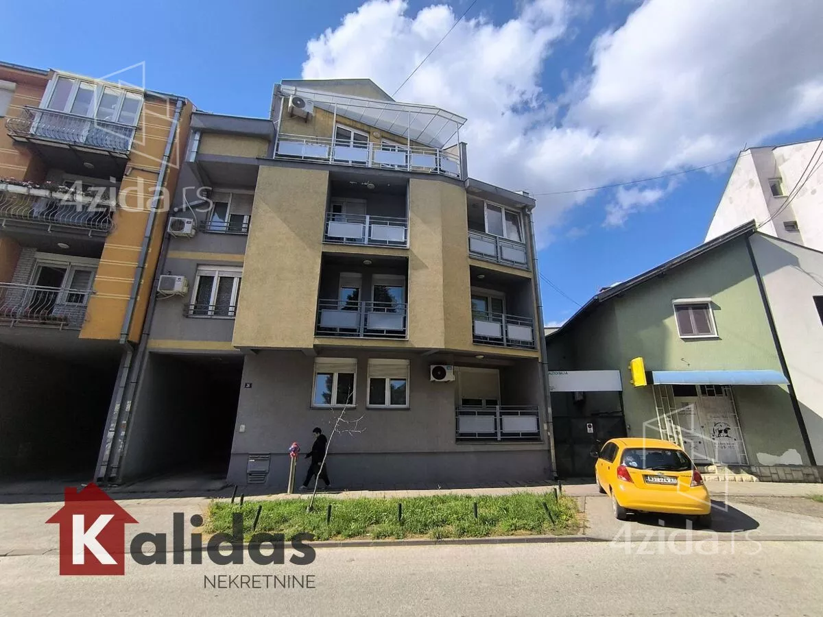 Garsonjera | 4zida