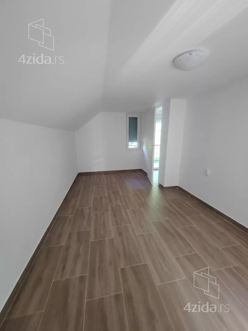 4-etažna kuća | 4zida