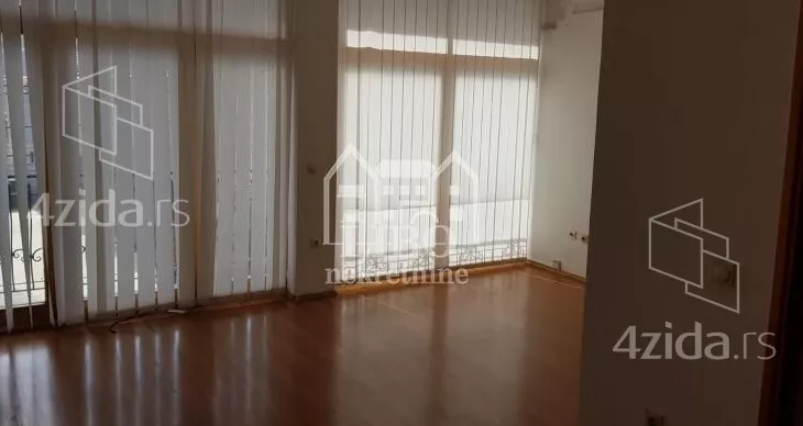 4-etažna kuća | 4zida