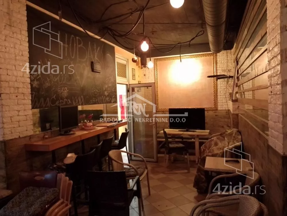 Lokal | 4zida