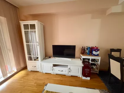 Vojvode Vlahovića | 4zida.rs