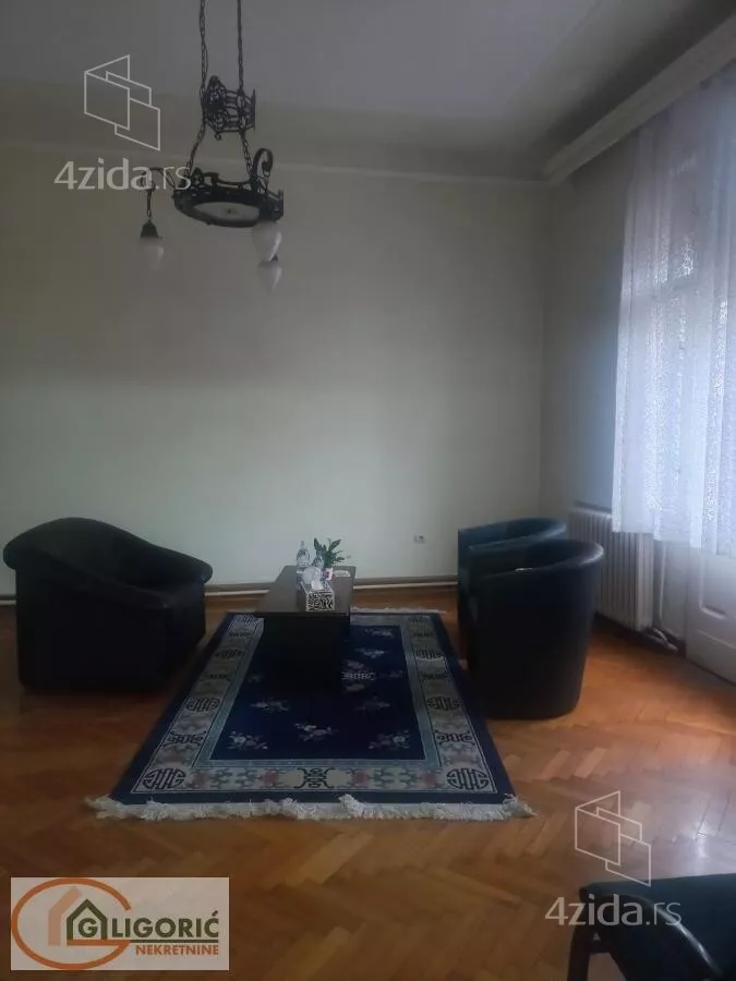 Šestosoban stan | 4zida