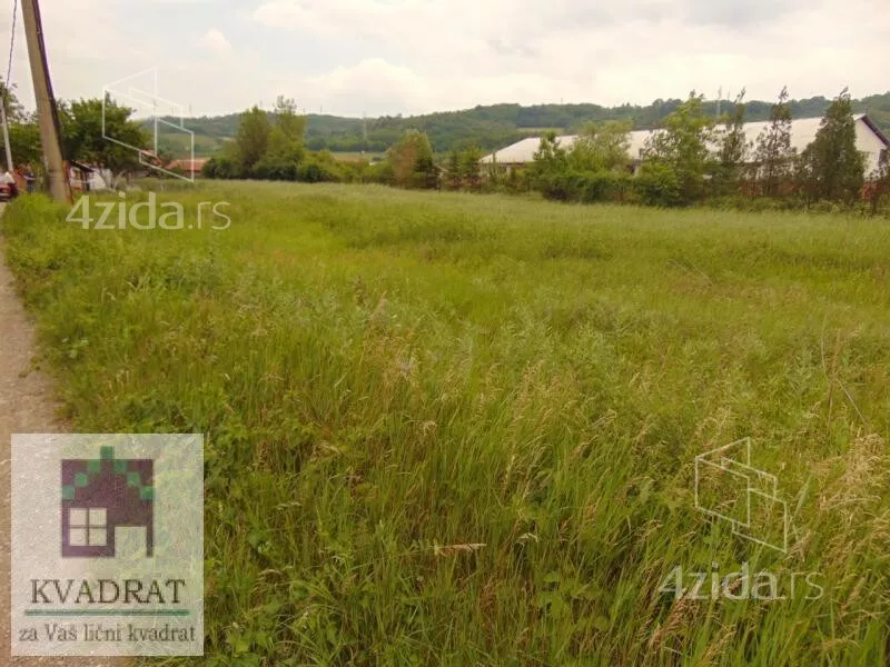 Plac | 4zida