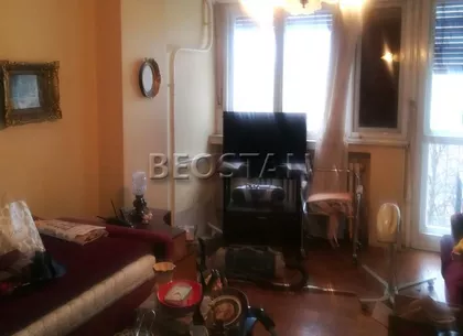Karađorđev Trg | 4zida.rs