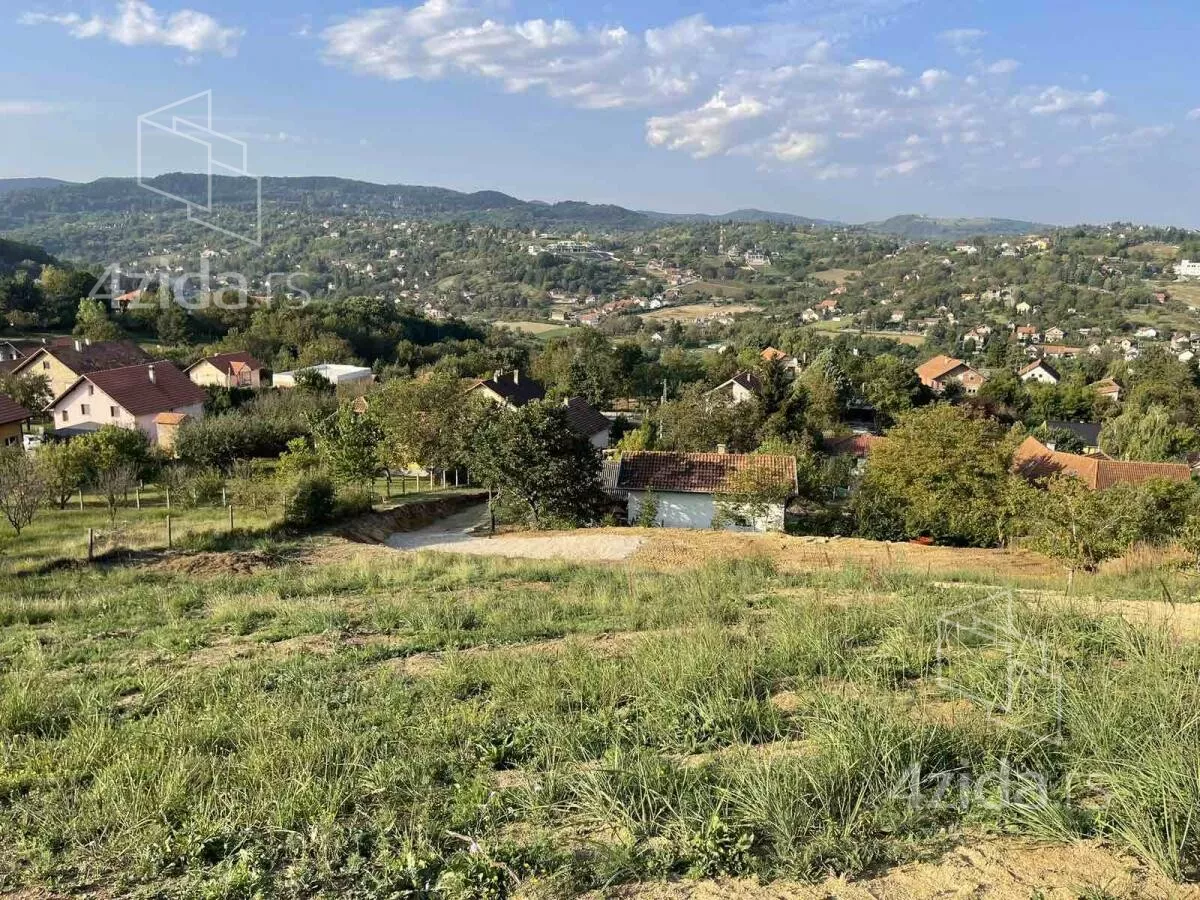 Građevinsko zemljište | 4zida