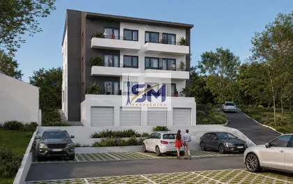 Školska | 4zida.rs