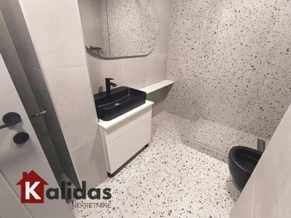 Cara Dušana | 4zida.rs