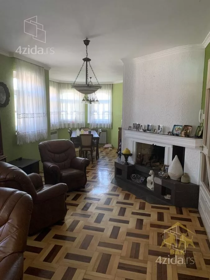 Kuća | 4zida