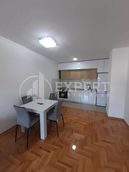 Prvomajska | 4zida.rs