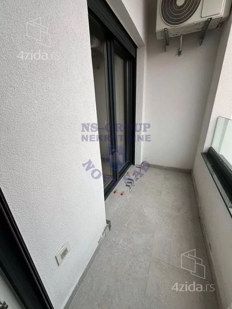 Petosoban stan | 4zida