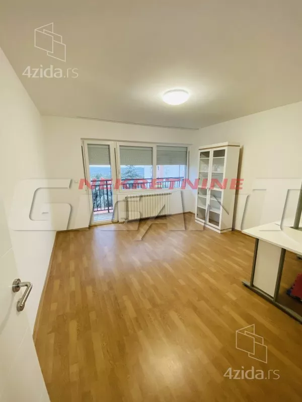 4-etažna kuća | 4zida