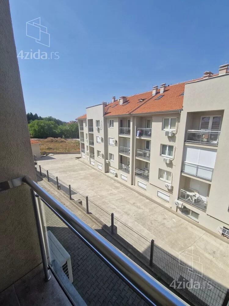 Garsonjera | 4zida
