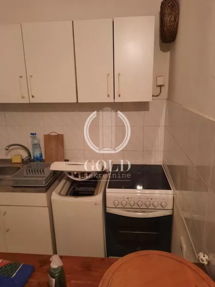 Vladike Platona | 4zida.rs