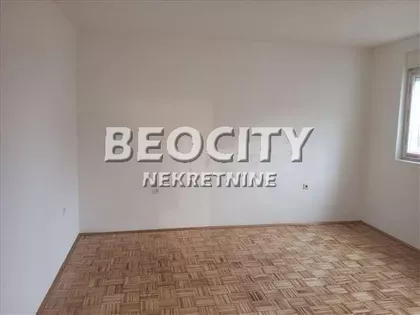 Milana Tepića | 4zida.rs