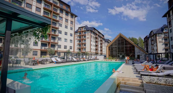 Glavna slika projekta Zlatibor, Kompleks Titova Vila Apartments & SPA, novogradnja