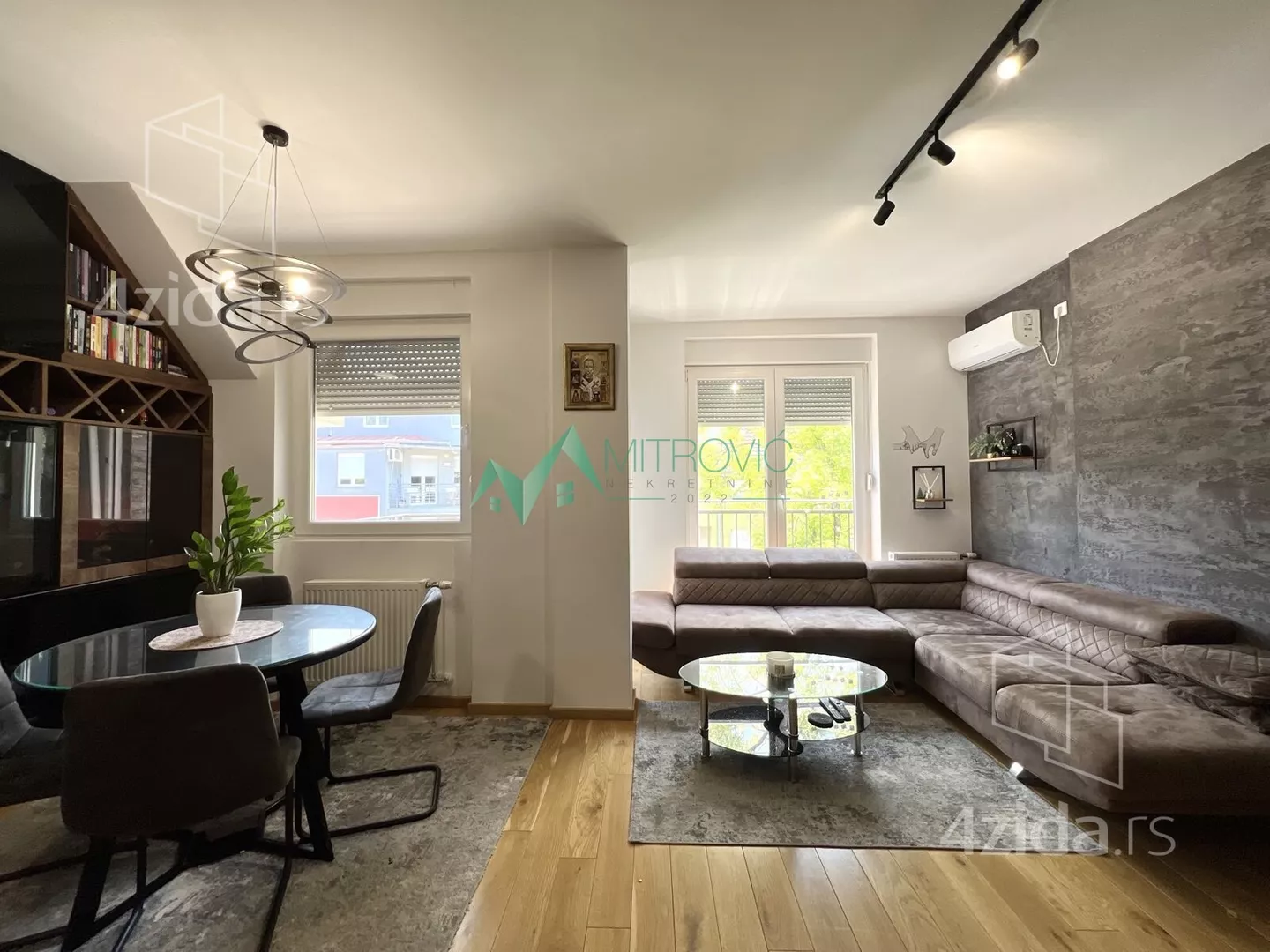 Četvorosoban stan | 4zida