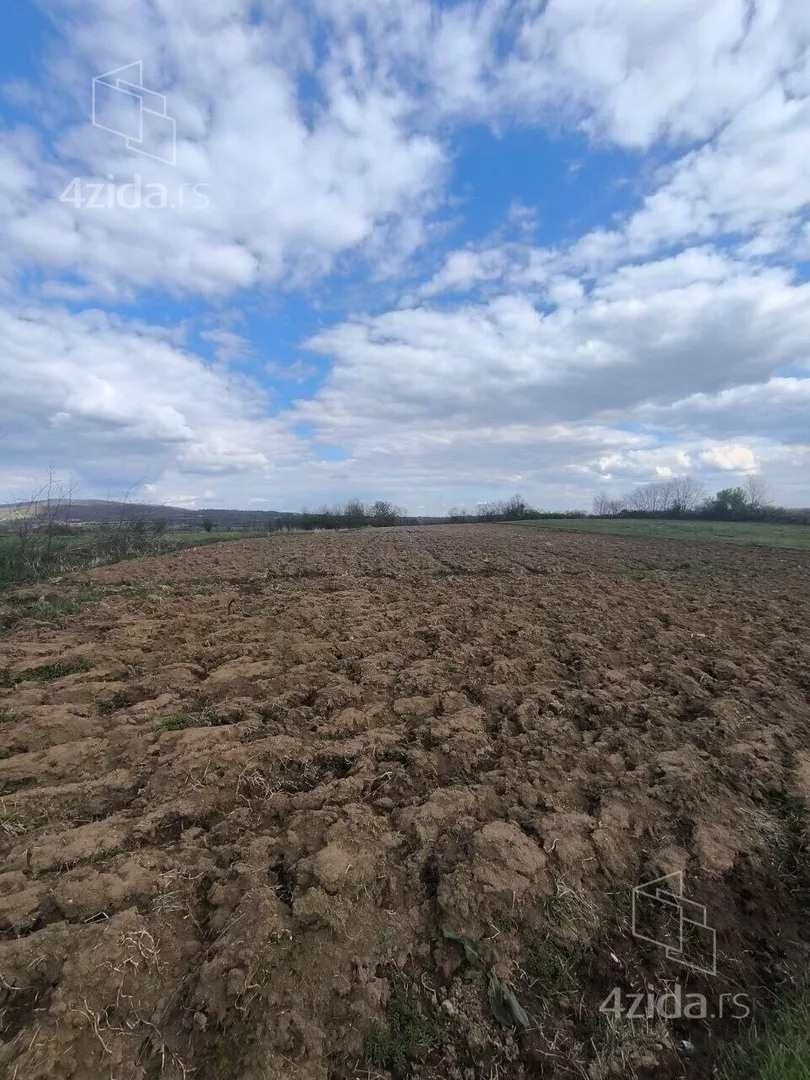 Poljoprivredno zemljište | 4zida