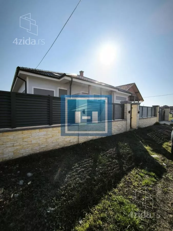 Kuća | 4zida