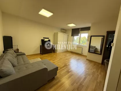 Partizanske avijacije | 4zida.rs