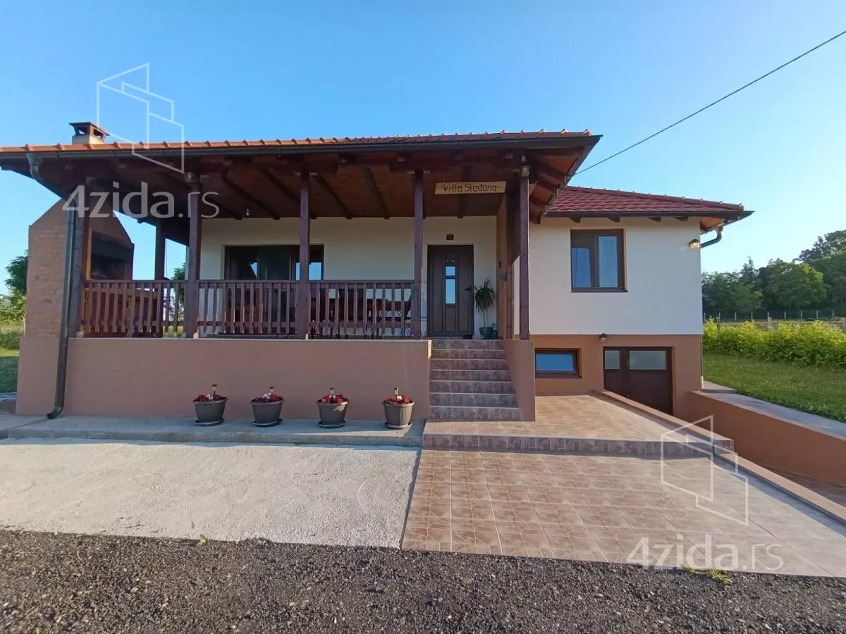 Kuća | 4zida