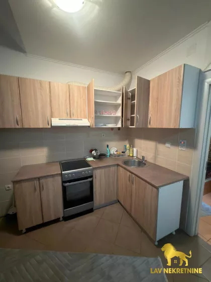 GOGOLJEVA | 4zida.rs