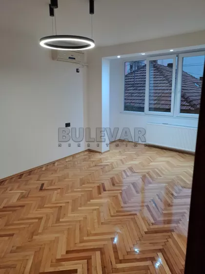 Strahinjića Bana | 4zida.rs