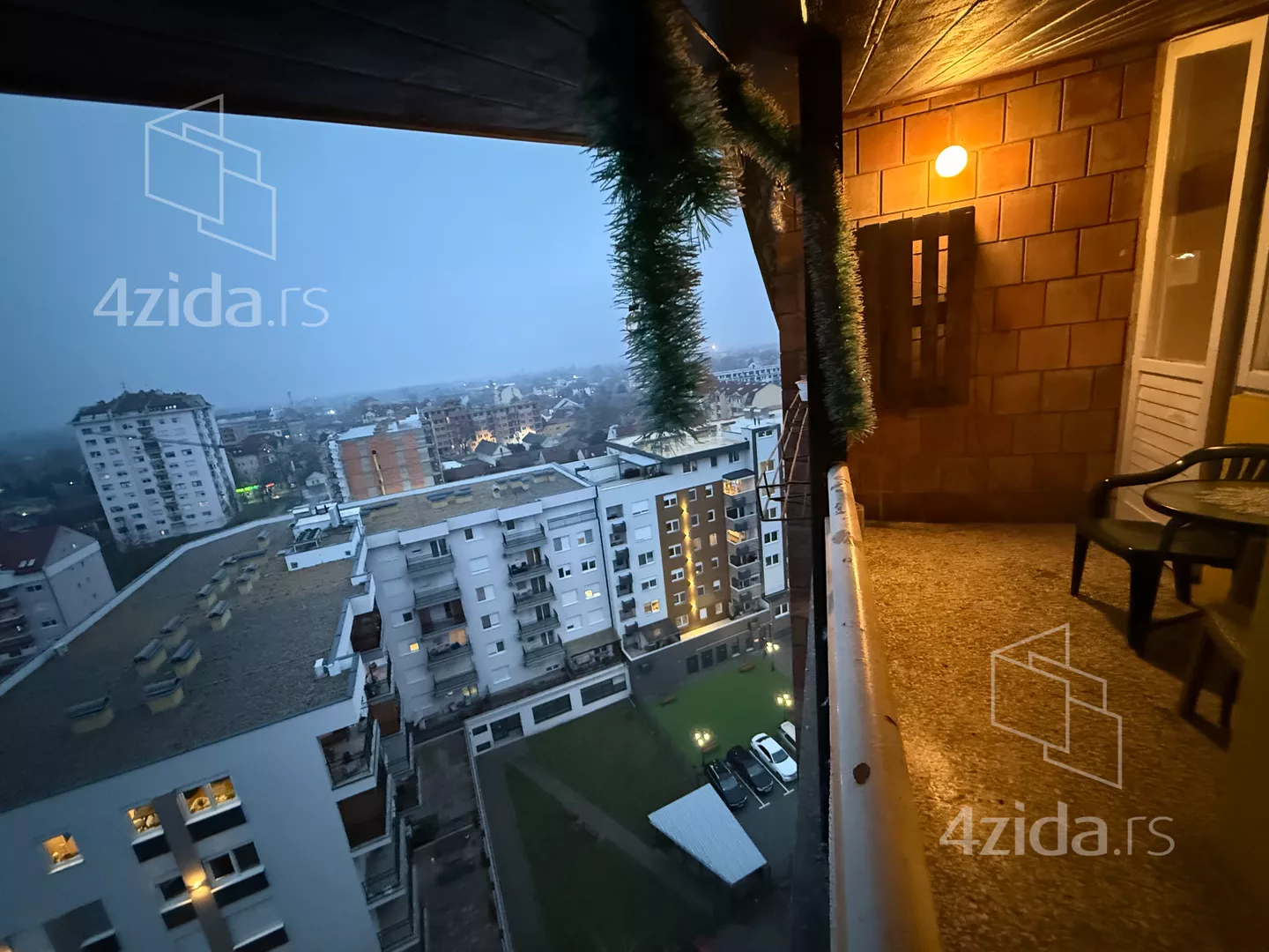 Dvoiposoban stan | 4zida