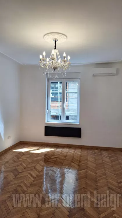 HILANDARSKA OKOLINA | 4zida.rs